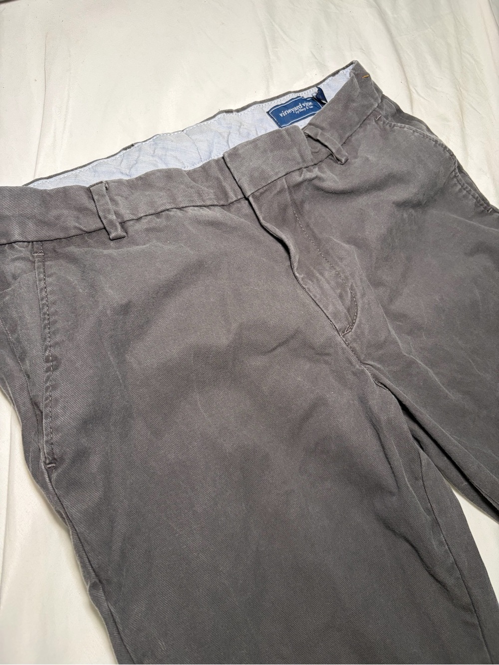 Vineyard Vines Men's Gray Chinos  Size 30x 32 (estimate)